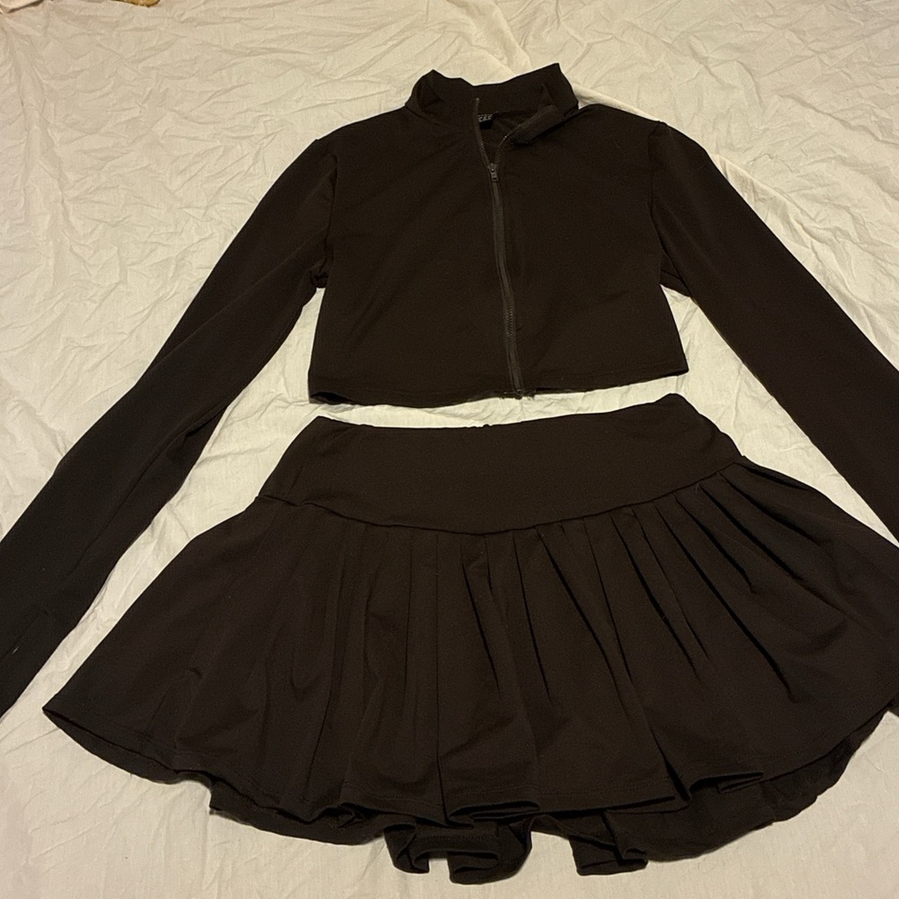 SHEIN Brown Skirt Set with Zipper Top